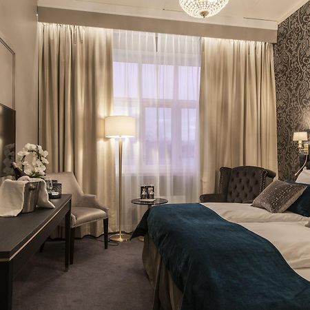 Home Hotel Grand Gjovik Luaran gambar