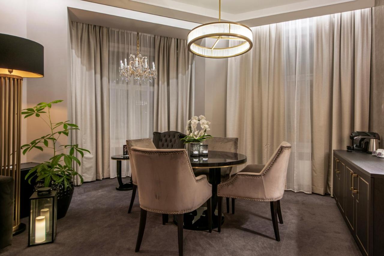 Home Hotel Grand Gjovik Luaran gambar