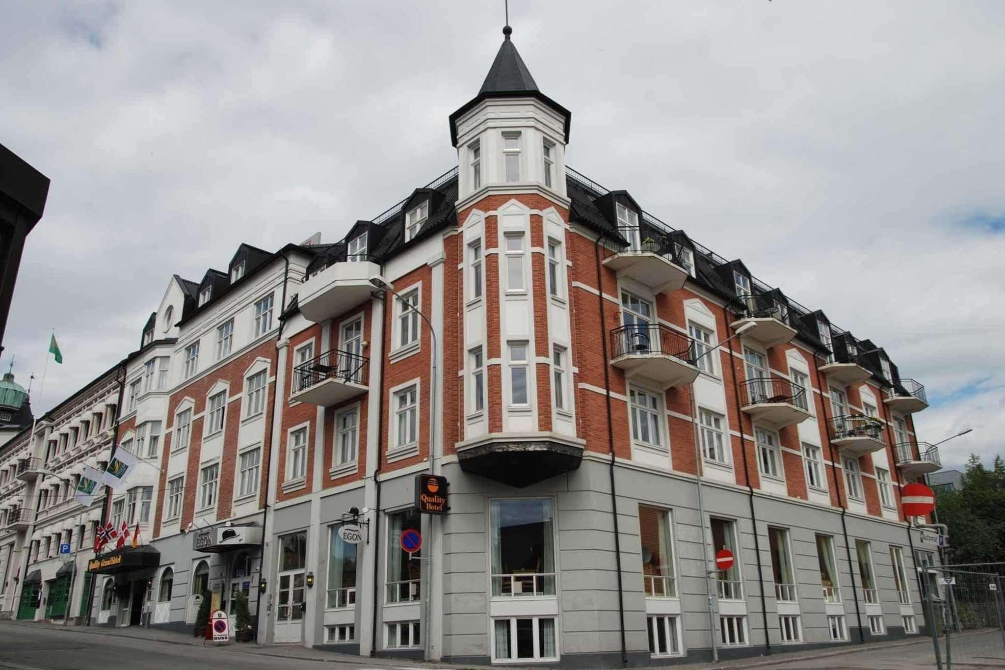 Home Hotel Grand Gjovik Luaran gambar