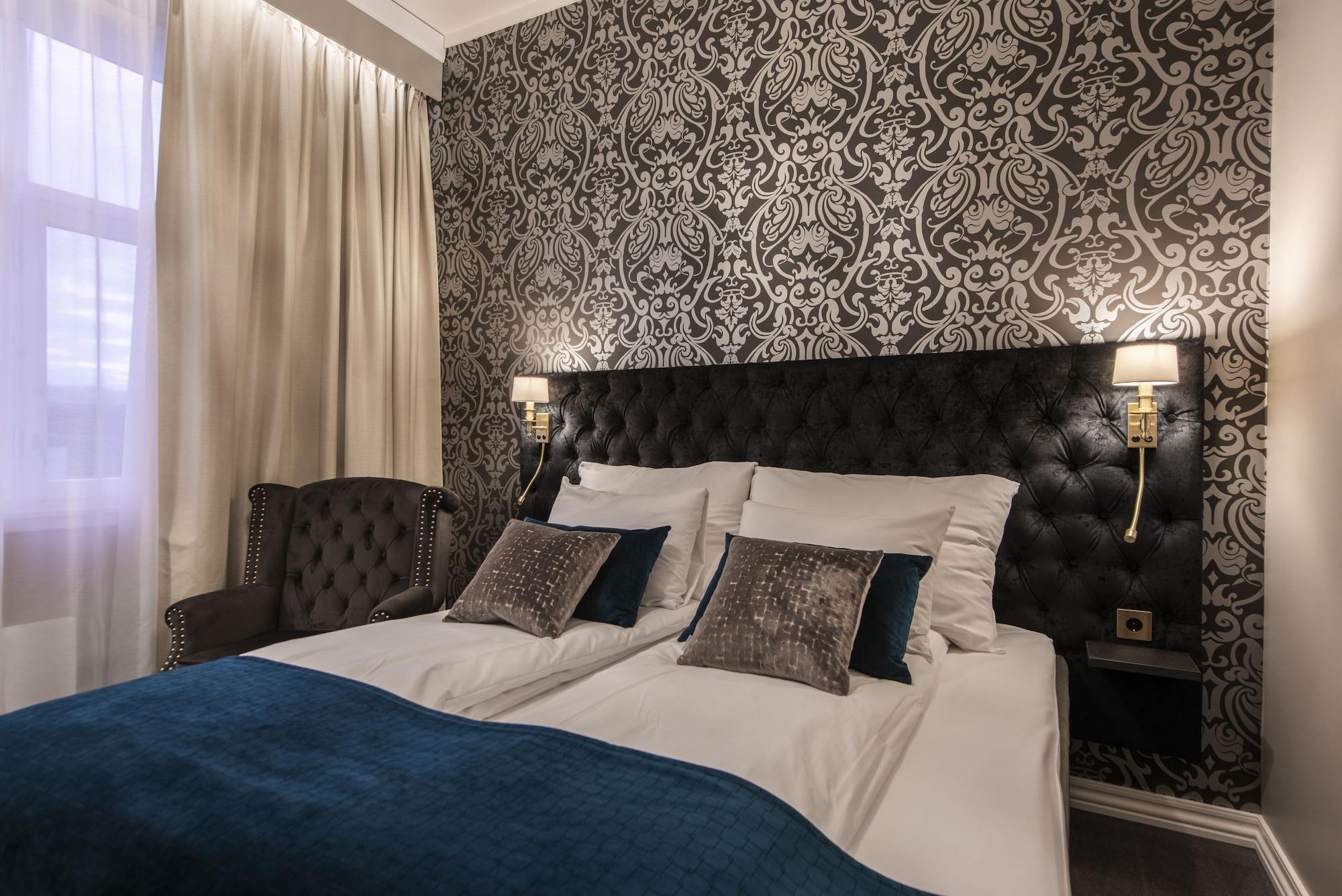 Home Hotel Grand Gjovik Luaran gambar