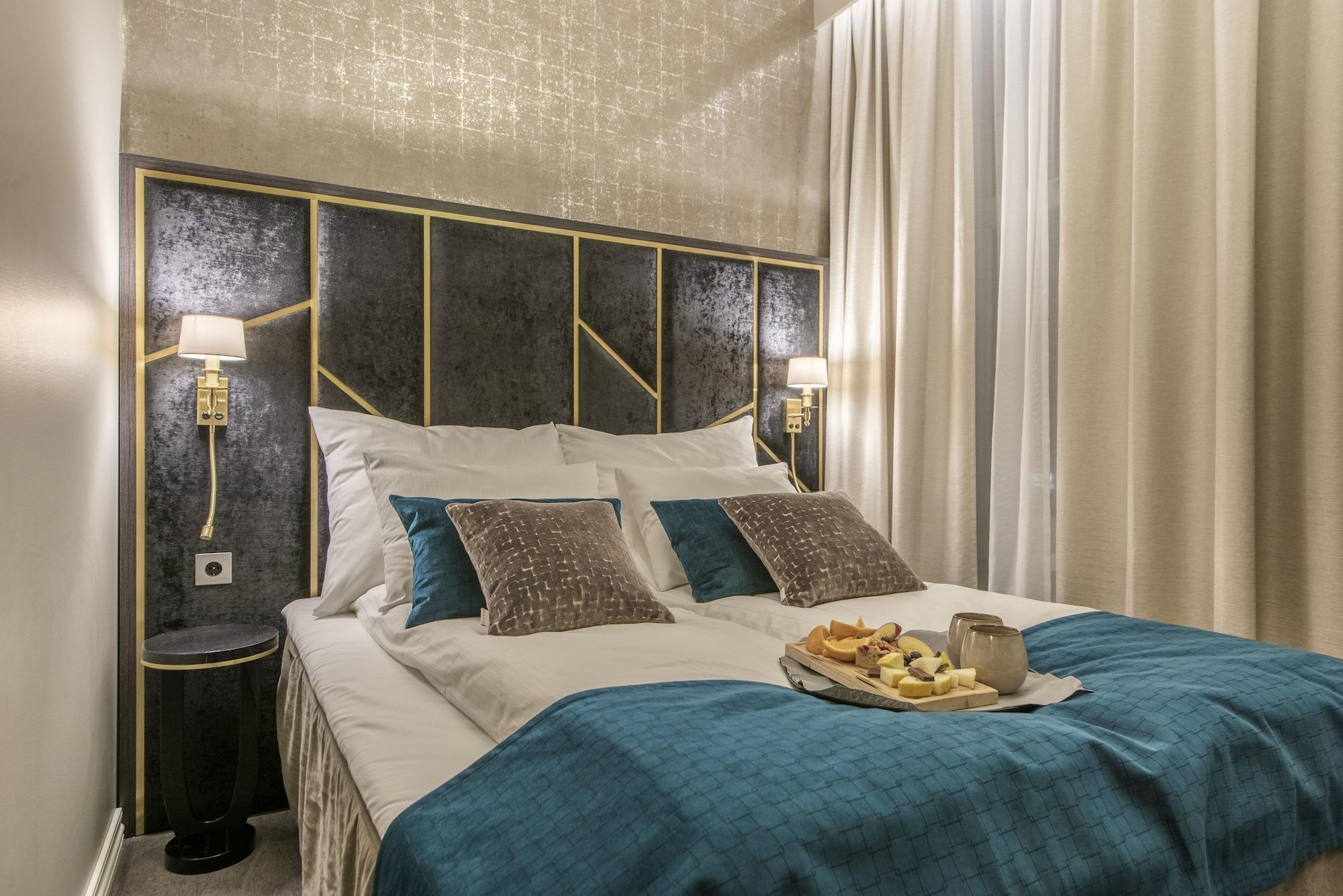 Home Hotel Grand Gjovik Luaran gambar