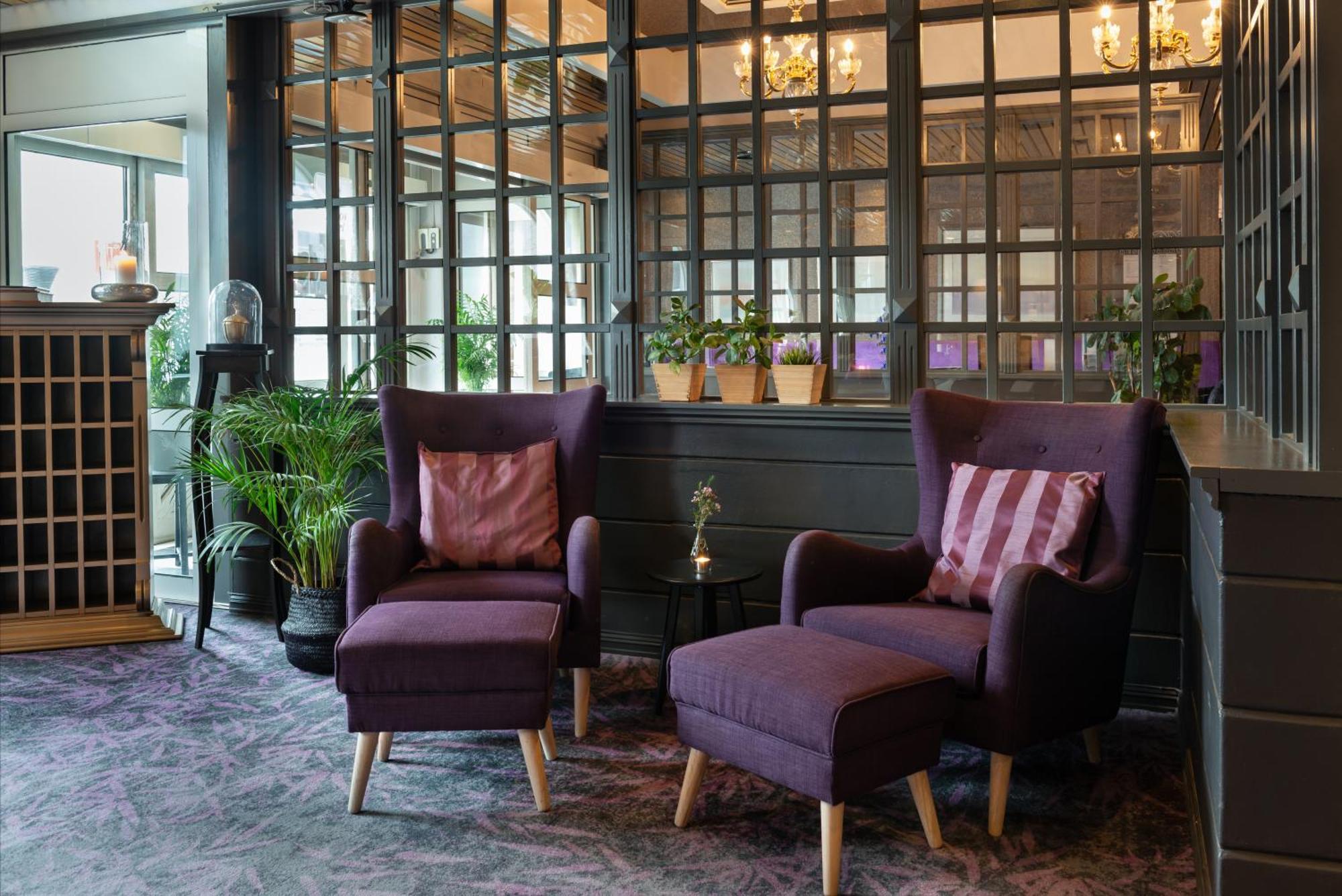 Home Hotel Grand Gjovik Luaran gambar