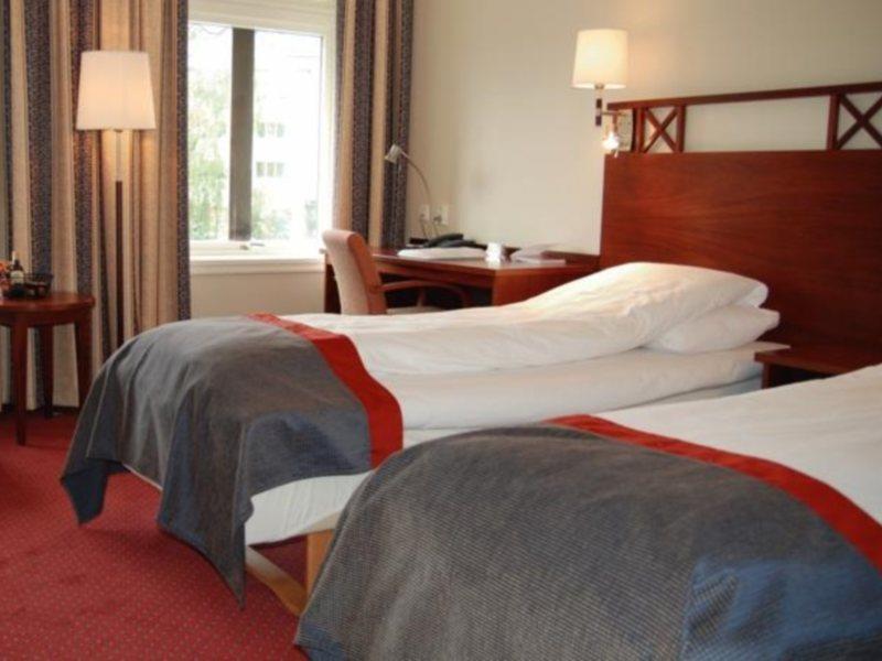 Home Hotel Grand Gjovik Luaran gambar