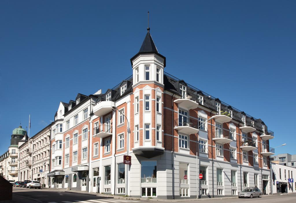 Home Hotel Grand Gjovik Luaran gambar